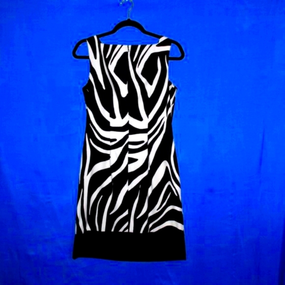AGB Zebra Print Sleeveless Dress - Women's Size 6 - Black & White - Picture 2 of 6